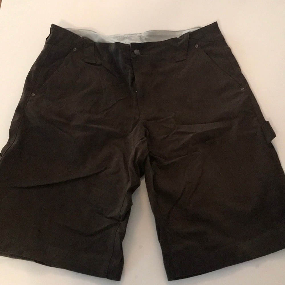 Mountain Hardwear Shorts